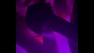 Poveo moja mlađa sestra u jacuzzi, kako bi ona отсосала moj kurac.