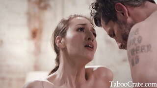 ���ನ್ನ ಬಾಸ್ ಅರ್ಹವಾಗಿದೆ ನನಗೆ - ಬೆಲ್ಲಾ ರೊಲ್ಯಾಂಡ್