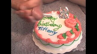 ���न्यजीव - आनंदी 18 वाढदिवस मला 02 - दृश्य 2 - 3 व्हिडिओ