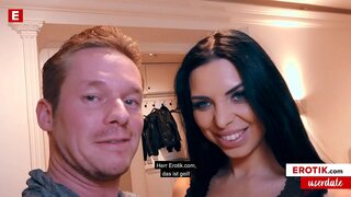 KIRA REGINA ricezione di GRANDE CARICO da parte di un utente (in tedesco) FULL VIDEO kira.erotik.com GRATIS - Impressionante Userdate